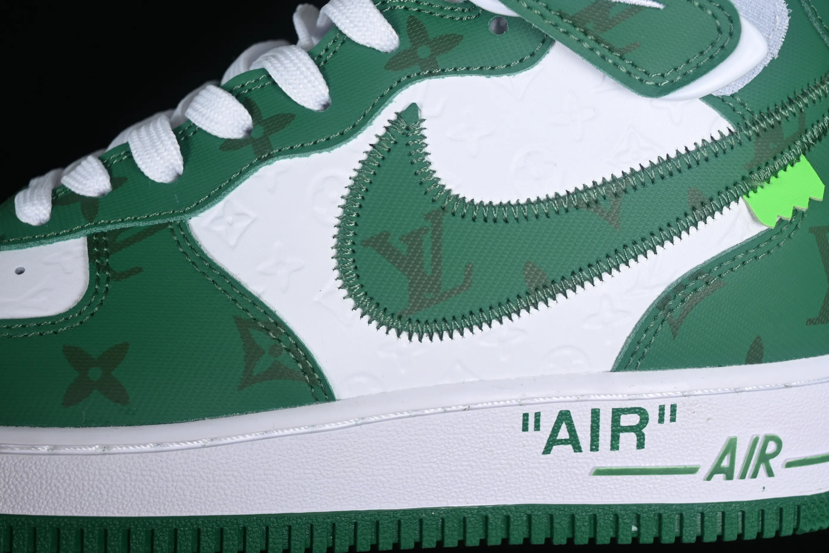 All categories Nk Air Force 1 Air Force series Nk Air Force 1 Mid Air Force mid-top Nk Air Force 1'07 Low Donkey brand print Air Force One mid-top casual sneakers CW2289-111
